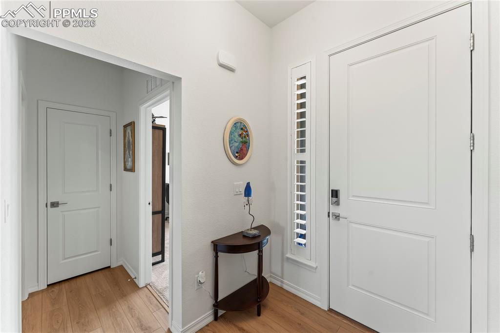 Image 6 of 46: Entry