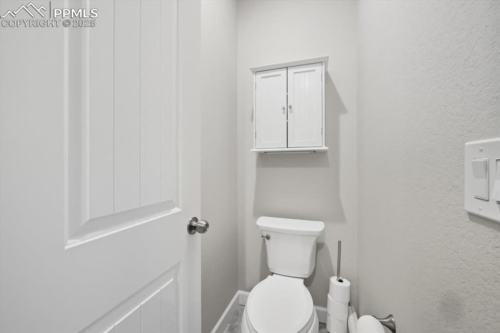 Image 26 of 47: Bathroom with toilet