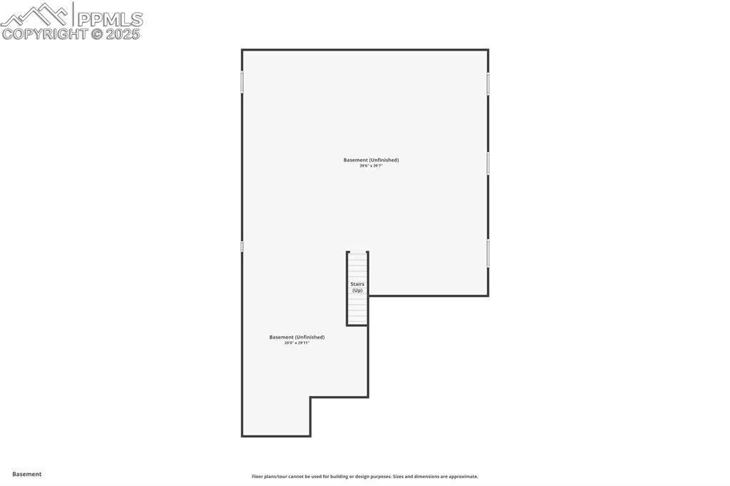 Image 39 of 39: View of floor plan / room layout