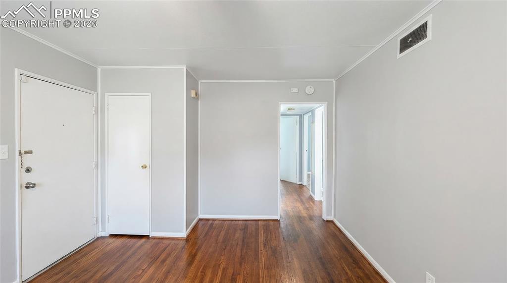 Image 2 of 14: Living Room