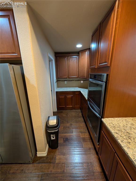 Image 4 of 35: Kitchen