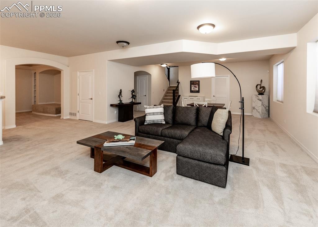 Image 37 of 50: Living Room