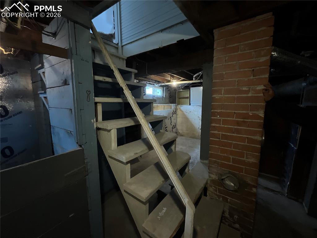 Image 27 of 31: Basement