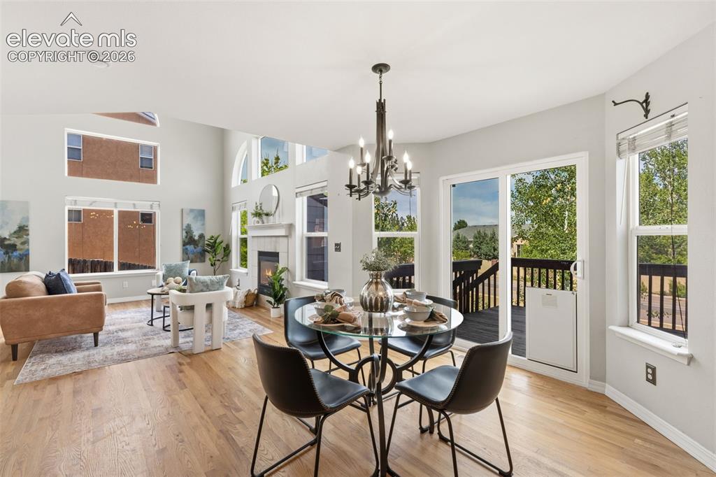 Image 12 of 41: Dining Area