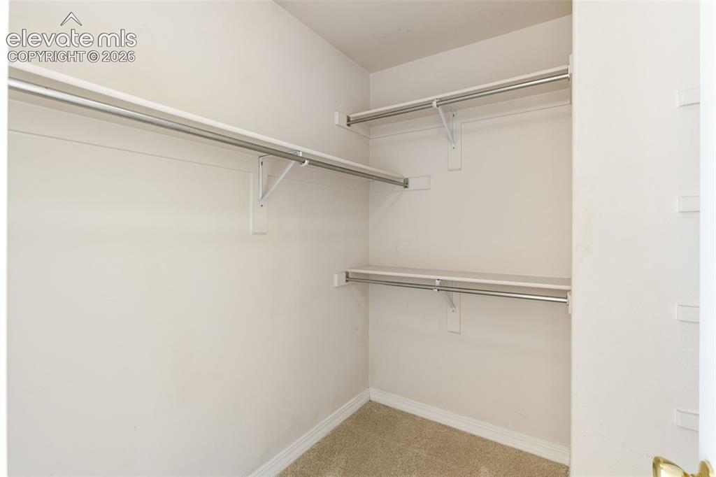 Image 23 of 41: Closet