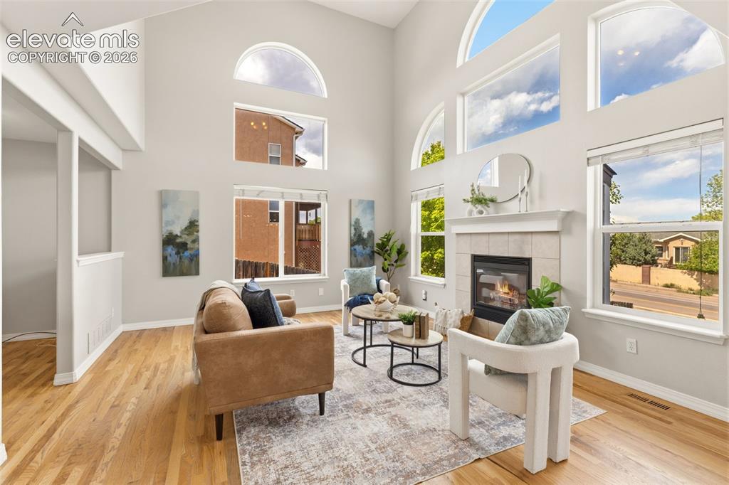 Image 6 of 41: Living Room