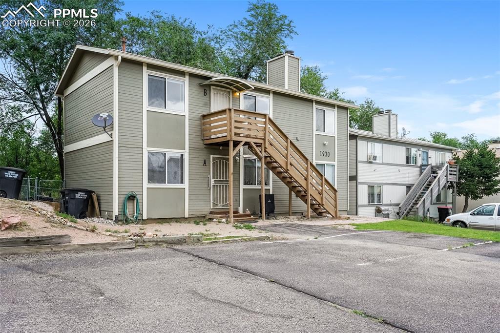 Image 2 of 21: Front of Structure