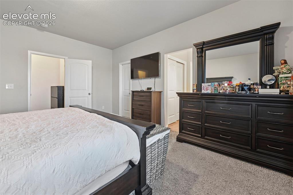Image 15 of 42: Bedroom