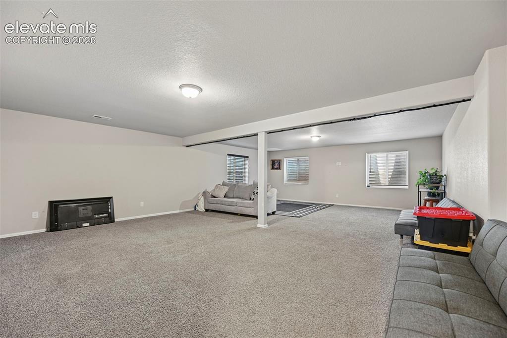 Image 25 of 42: Family Room