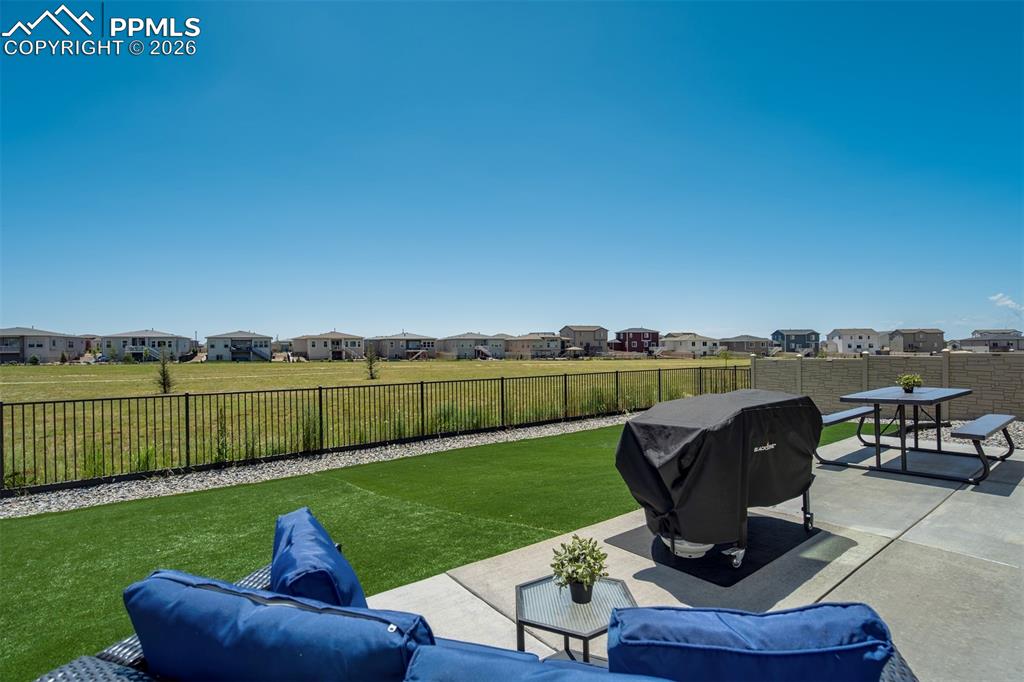 Image 43 of 50: Patio