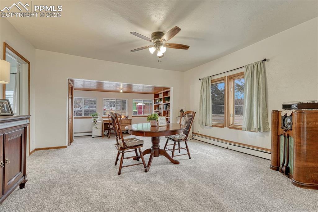 Image 10 of 41: Dining Area