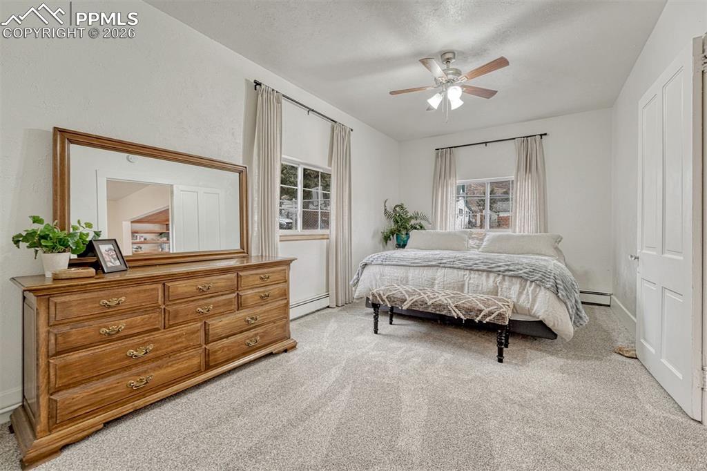 Image 13 of 41: Bedroom