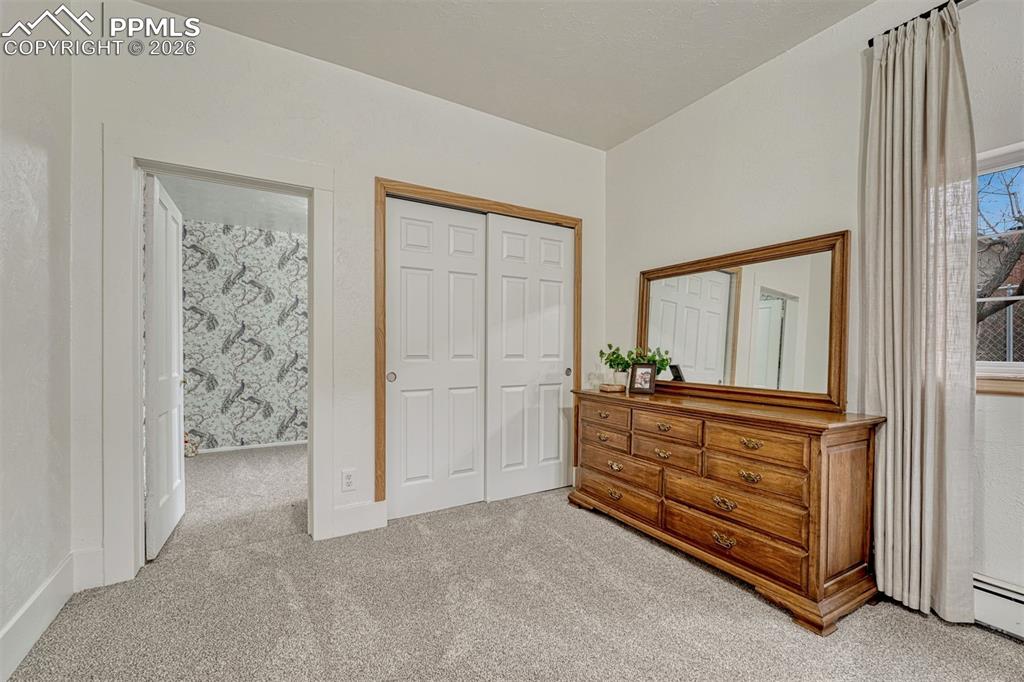 Image 14 of 41: Bedroom