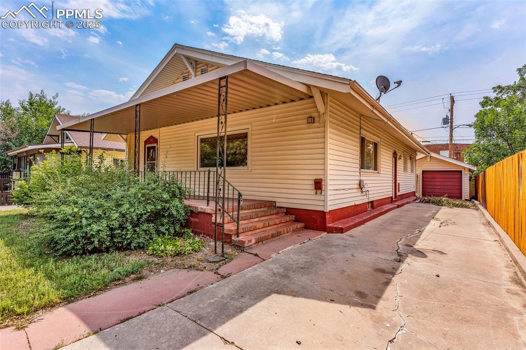 Image 4 of 30: Front of Structure