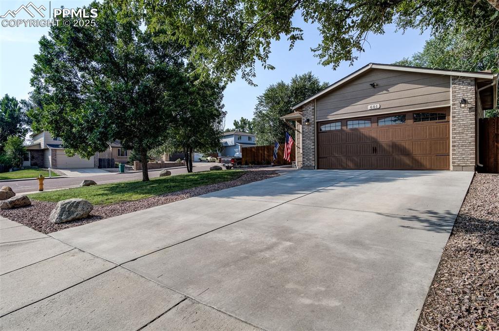 Image 3 of 27: 2 car attached garage