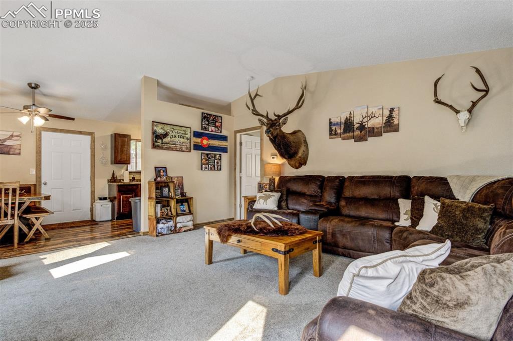 Image 4 of 27: Spacious living room on the upper level