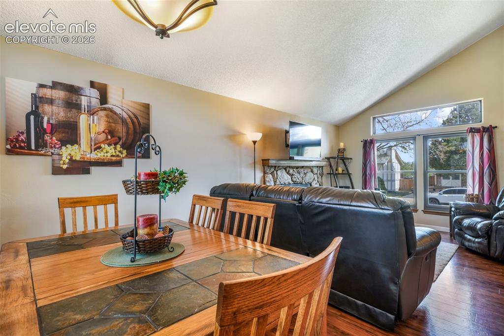 Image 10 of 50: Living Room