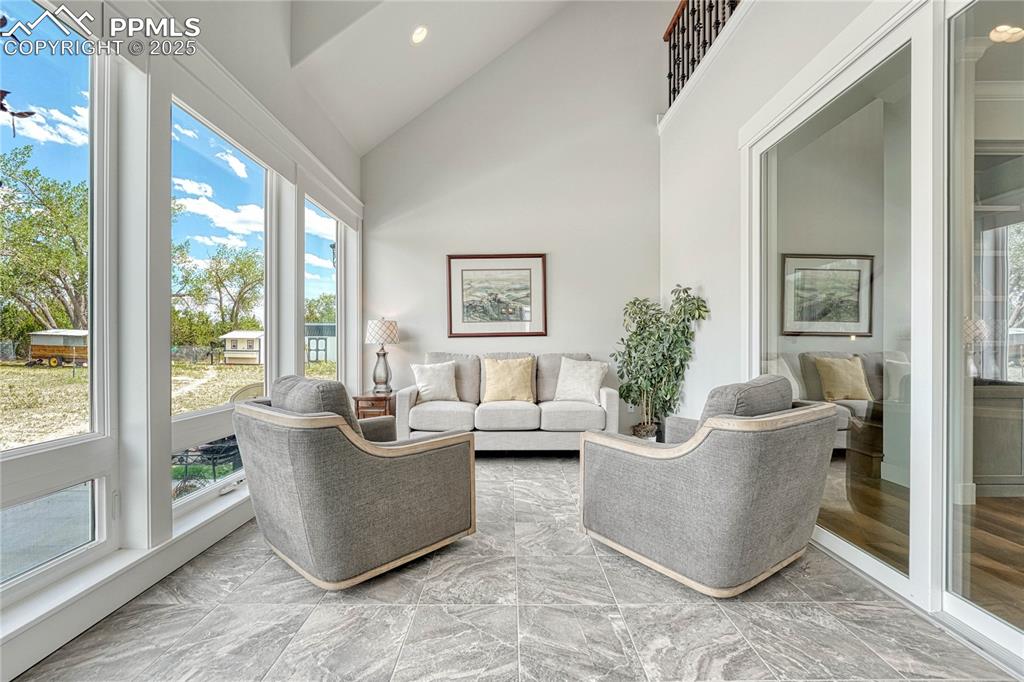 Image 34 of 50: Sunny, Bright,