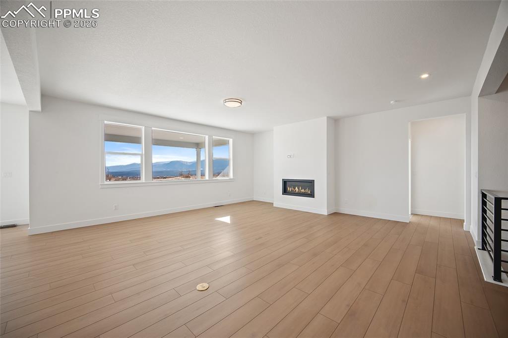 Image 6 of 39: Living Room