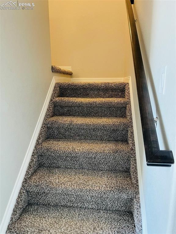Image 5 of 19: Stairway with baseboards