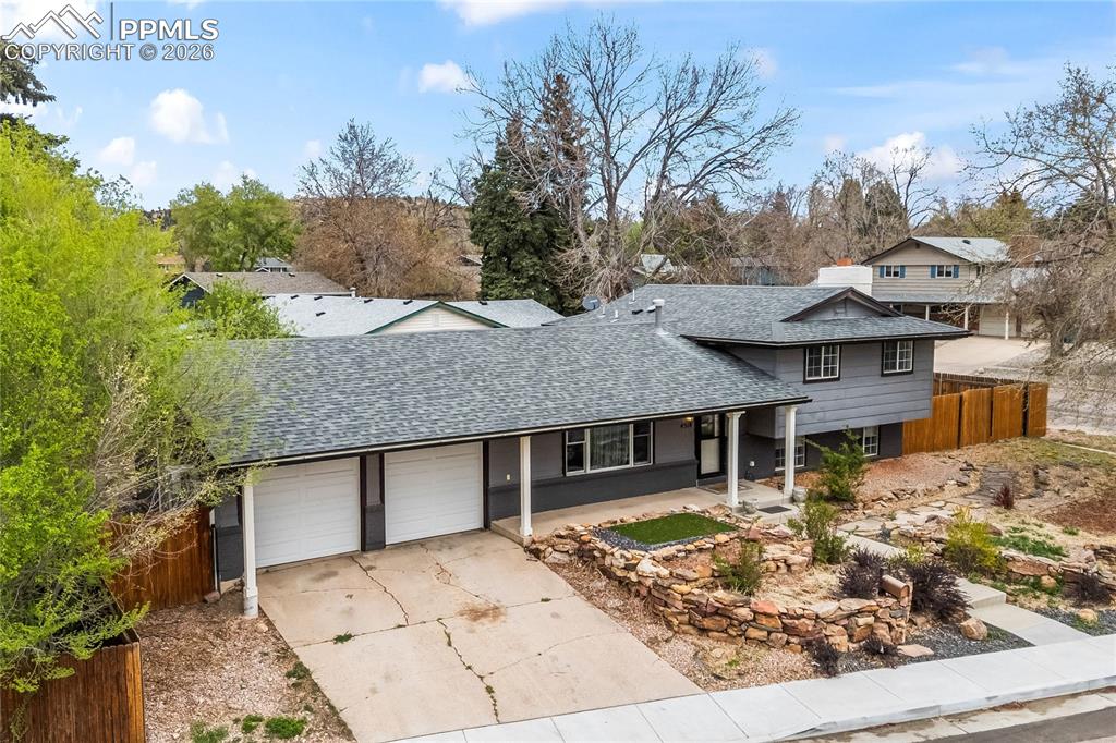 Image 2 of 40: Front of Structure