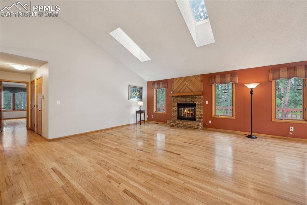 Image 11 of 49: Living Room