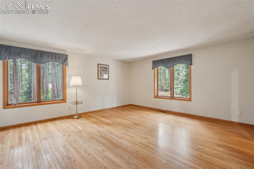 Image 29 of 49: Master Bedroom