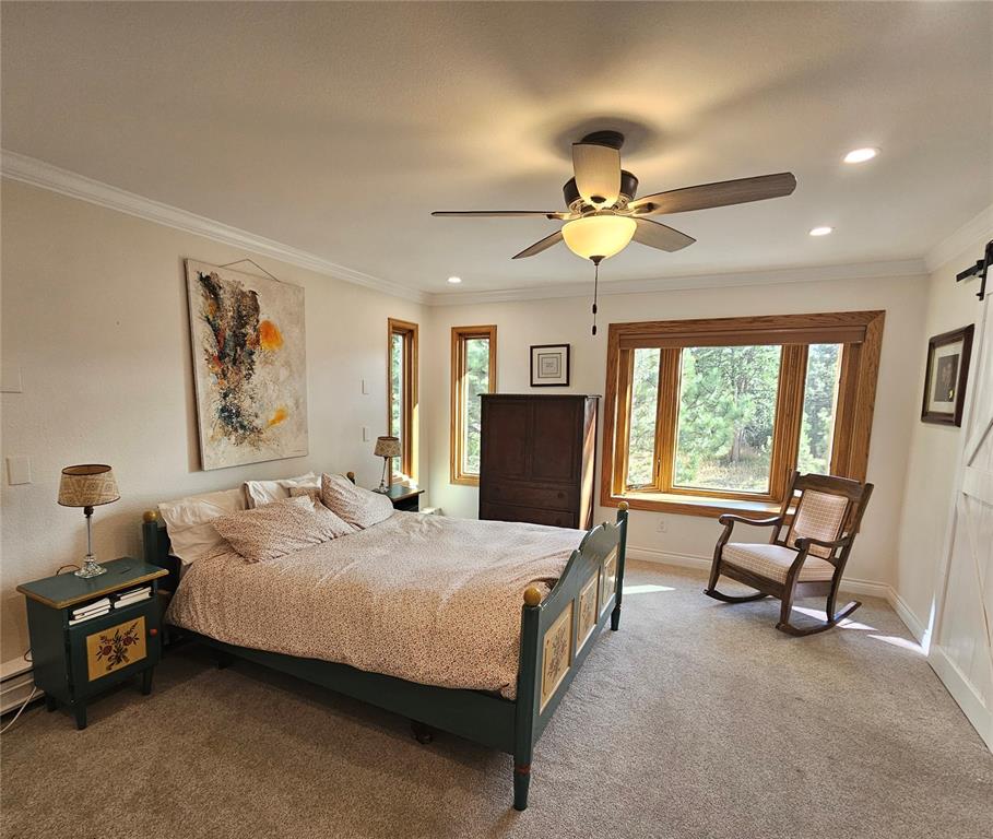 Image 12 of 25: Bedroom