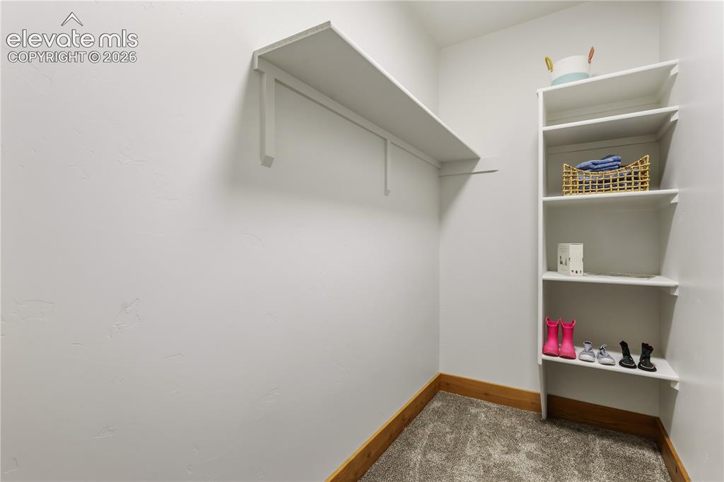 Image 38 of 49: Closet