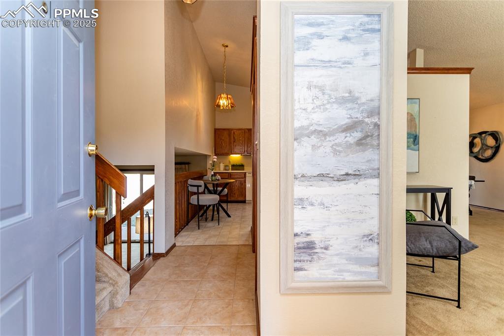 Image 3 of 46: Step inside and see the pride of ownership this one owner had of their home