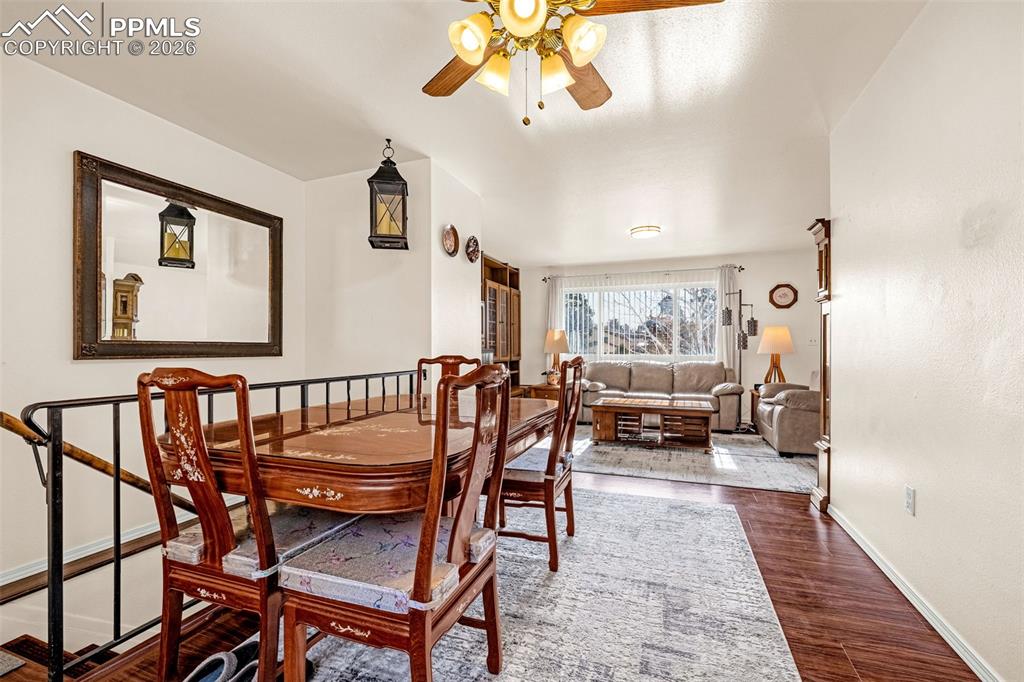 Image 7 of 37: Dining Area