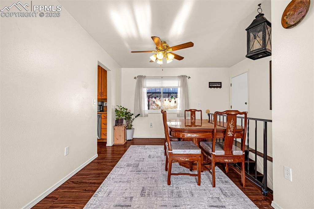 Image 8 of 37: Dining Area