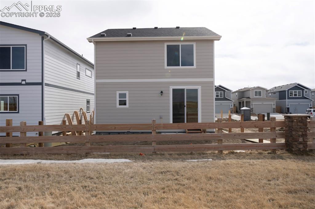 Image 3 of 49: Back of Structure