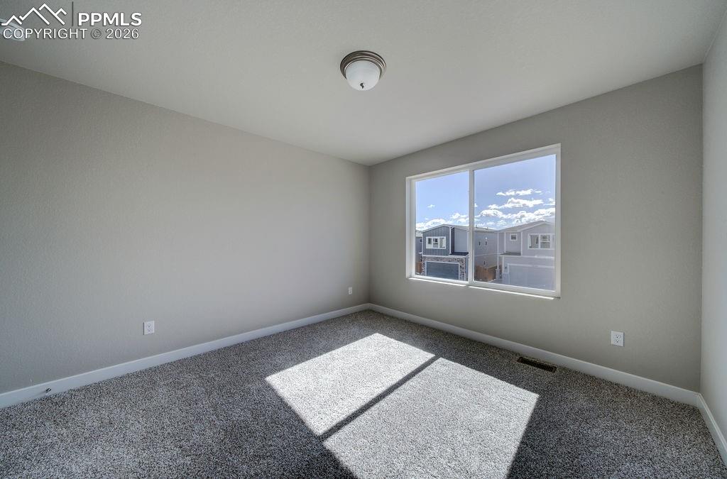 Image 41 of 49: Bedroom