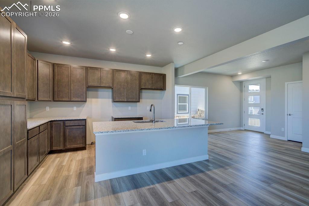 Image 6 of 49: Kitchen