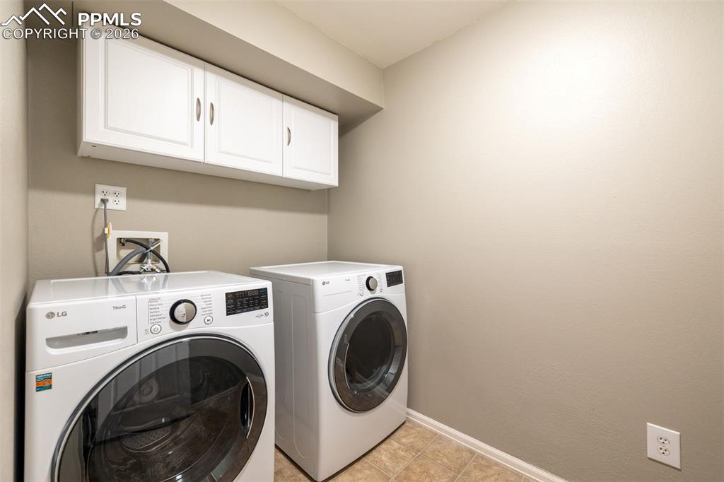 Image 36 of 47: Laundry