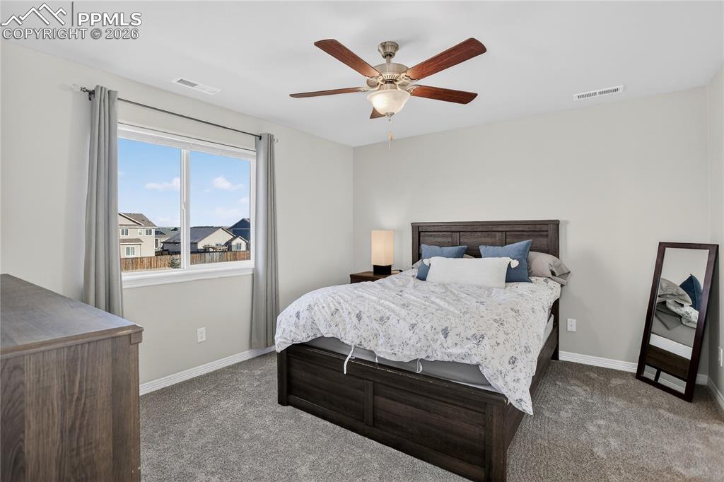 Image 4 of 21: Primary suite - upper level