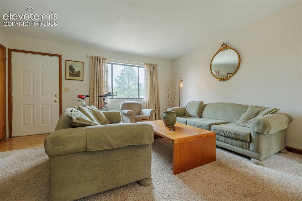 Image 6 of 32: Living Room