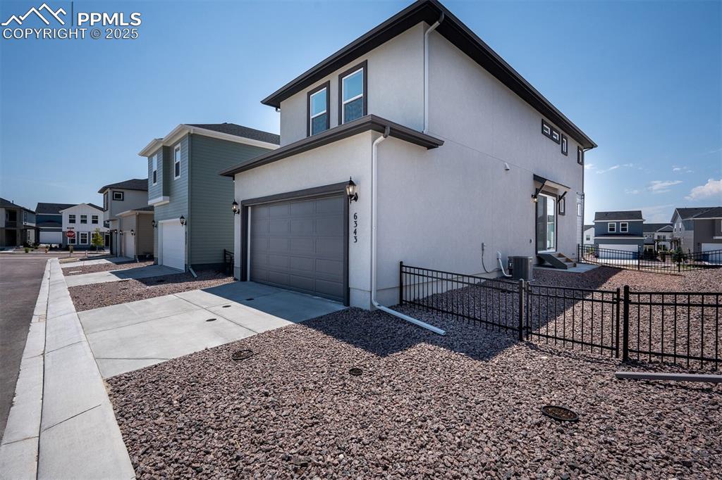 Image 27 of 30: Side of Structure