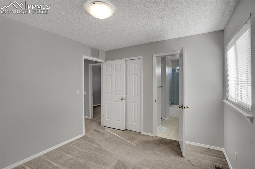 Listing 1558400, Image 27 of 48
