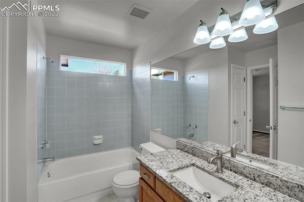 Listing 1558400, Image 28 of 48