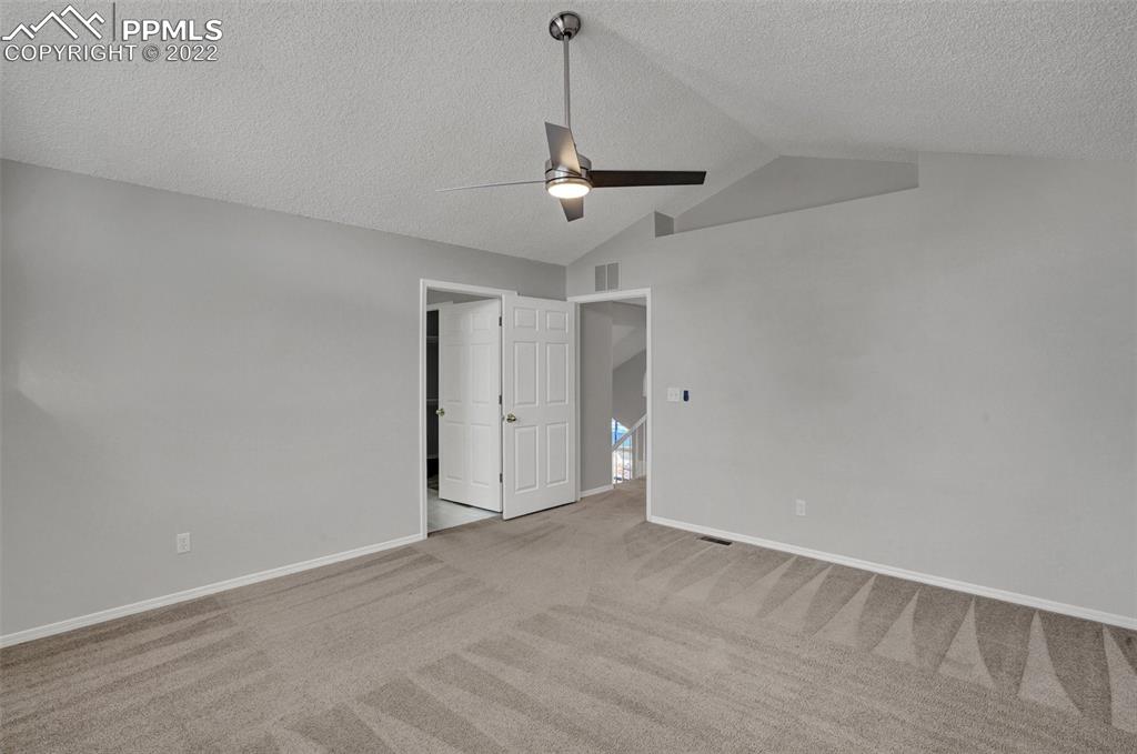 Listing 1558400, Image 33 of 48