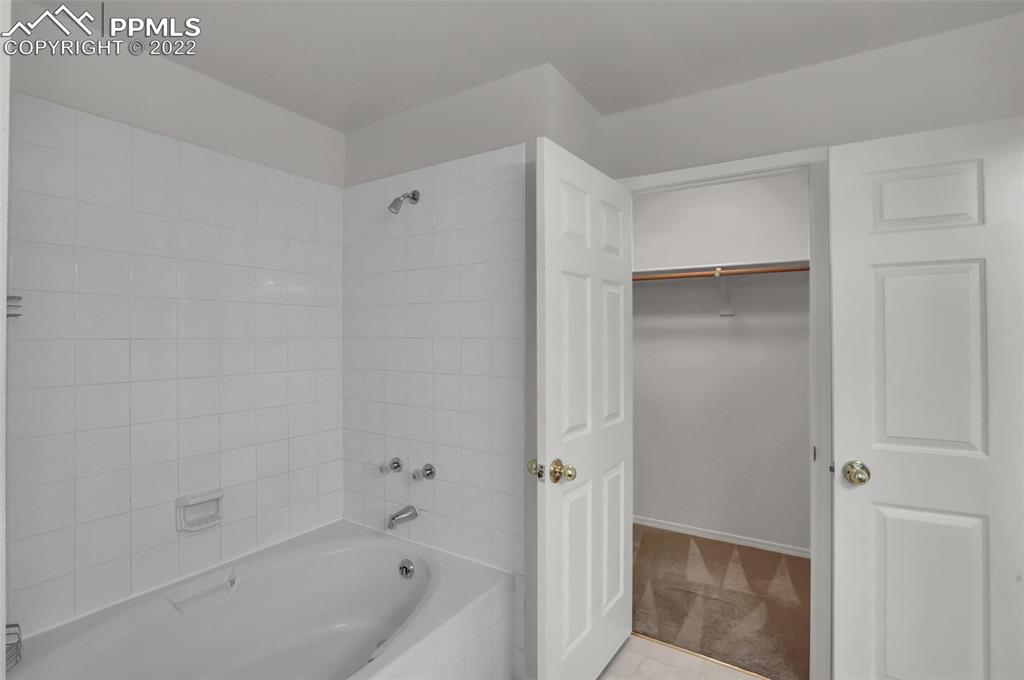 Listing 1558400, Image 37 of 48