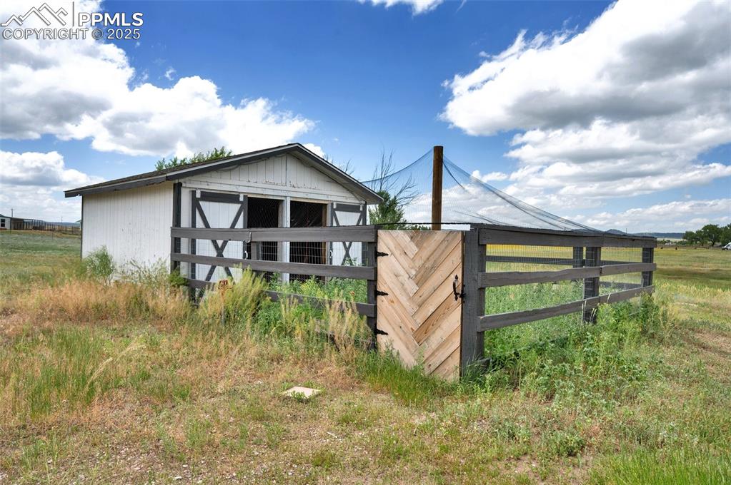 Image 45 of 50: Side of Structure