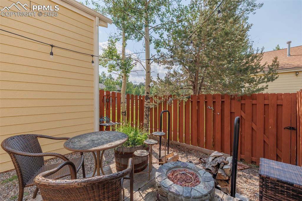 Image 16 of 16: View of patio
