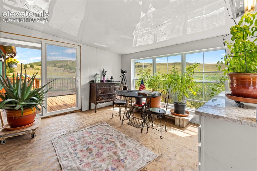Image 8 of 50: Sun Room