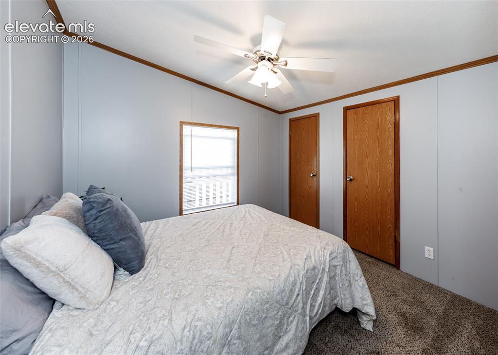 Image 17 of 38: Bedroom
