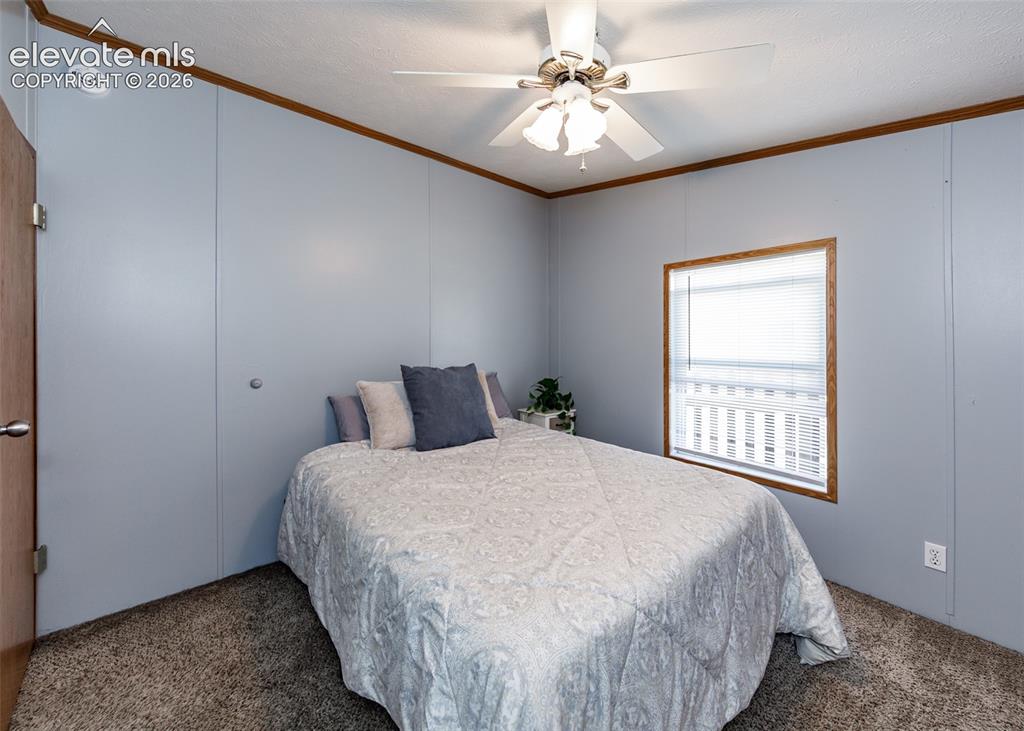 Image 18 of 38: Bedroom
