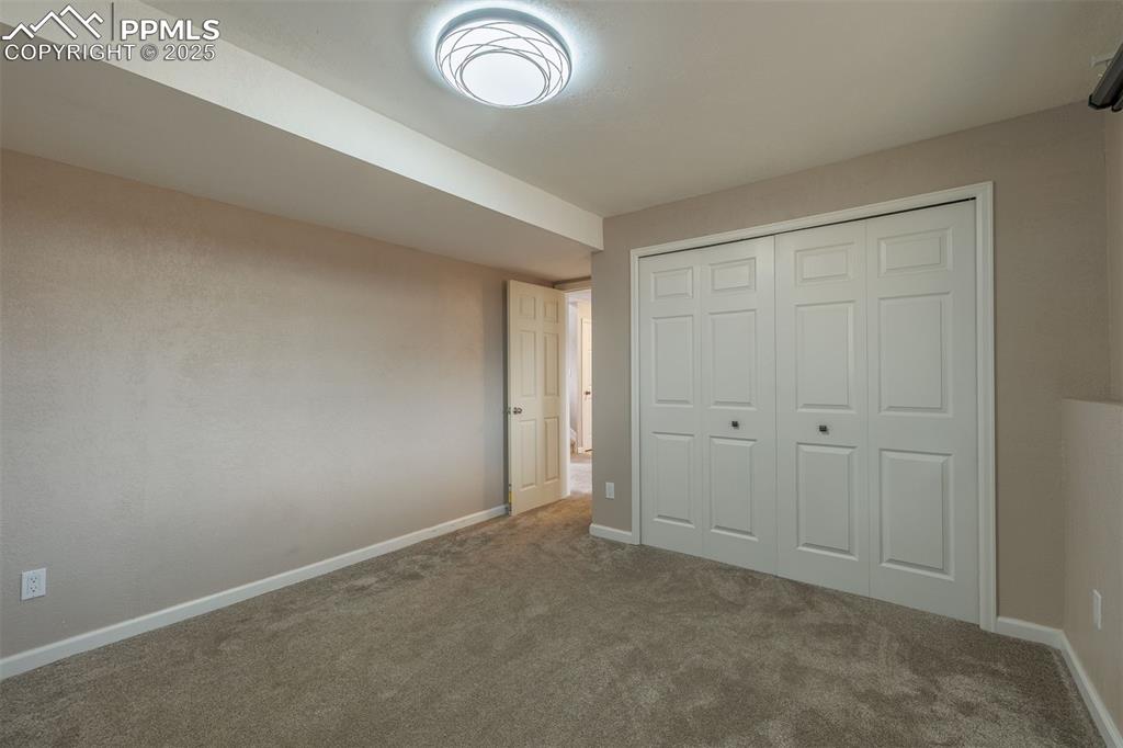 Image 27 of 36: Bedroom