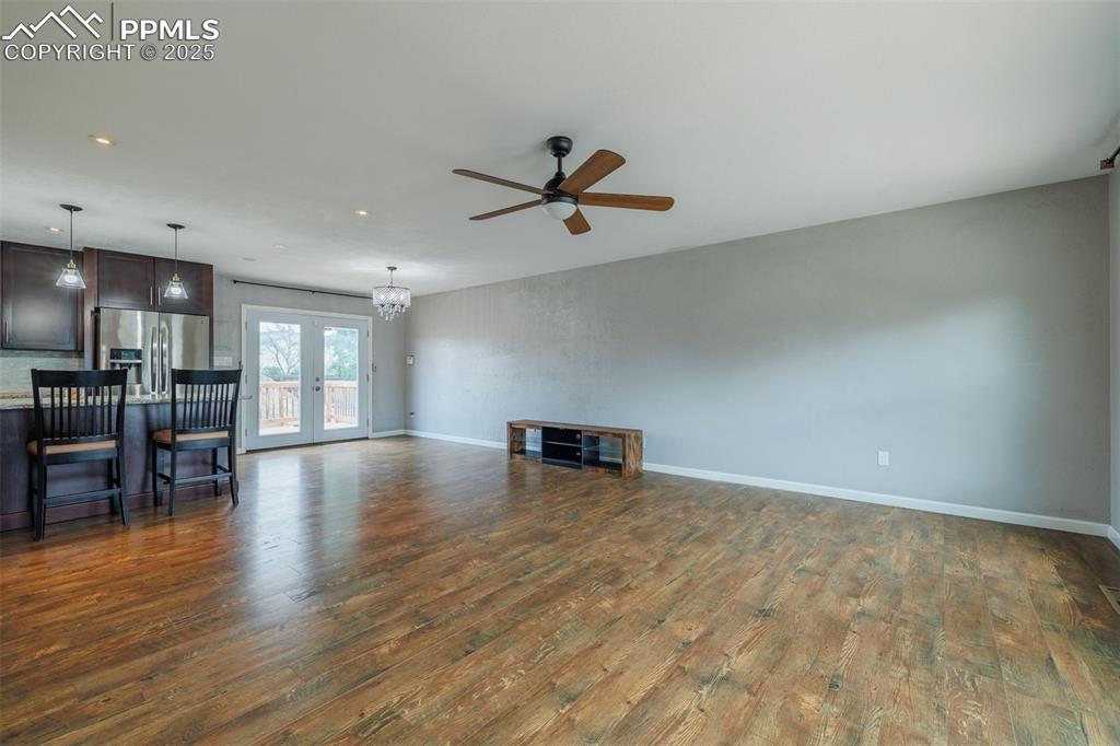 Image 7 of 36: Living Room